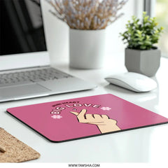 Mini Heart Big Love Mouse Pad, Cute Hand Gesture, Pink Aesthetic Desk Decor, Valentine's Day Gift, Gamer Accessories - Tawshia