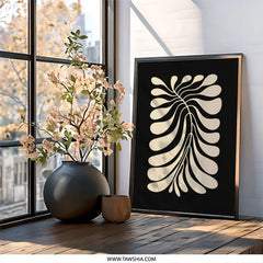 Minimalist Leaf Wall Art, Abstract Plant Print, Modern Botanical Decor, Black and Beige Artwork, Home Decor, Office Art - Tawshia