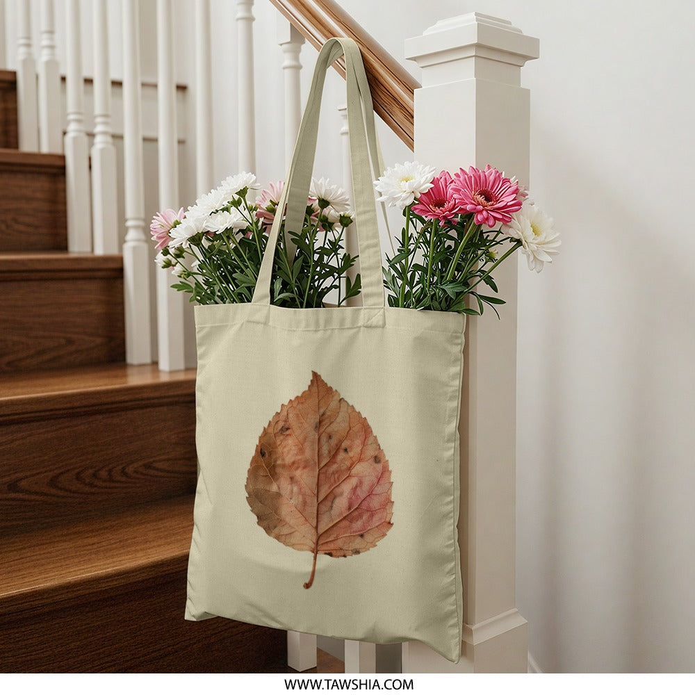 Autumn Leaf Tote Bag, Fall Foliage Shopping Bag, Botanical Print Tote, Nature Lover Gift, Stylish Everyday Bag, Eco Friendly Reusable Bag - Tawshia