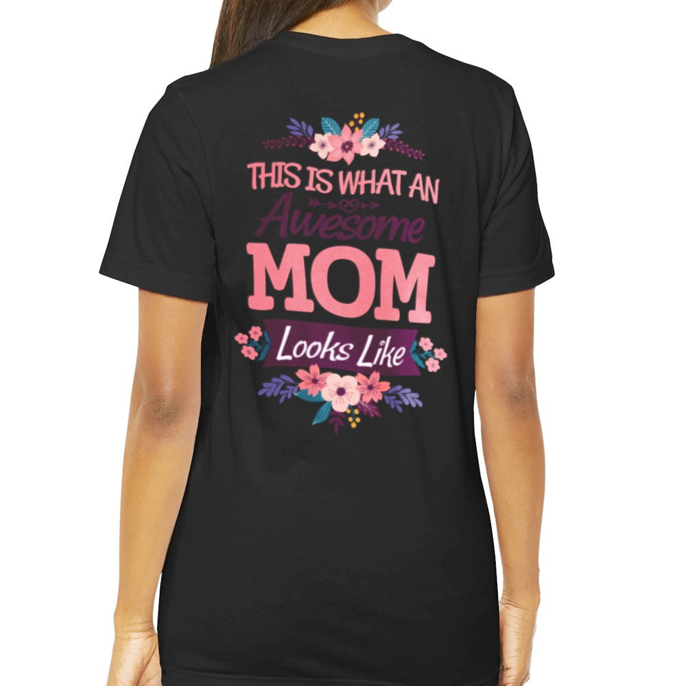 This is What an Awesome Mom Looks Like T-Shirt product type