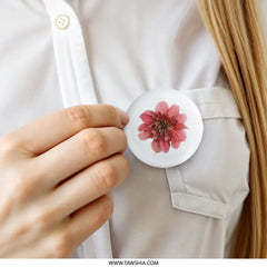 Red Dahlia Flower Pinback Button, Floral Badge, Botanical Gift, Garden Lover Present, Unique Accessory, Flower Button, Nature Inspired - Tawshia