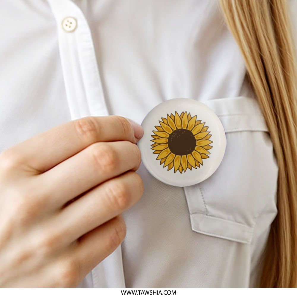 Sunflower Pinback Button, Floral Button Badge, Botanical Cute Button, Happy Flower Button, Plant Lover Gift, Nature Inspired Pins - Tawshia