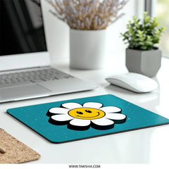 Daisy Smiley Face Mouse Pad, Retro Flower Power Desk Decor, Cute Computer Accessory, Trendy Work From Home Gift, Office Supplies - Tawshia