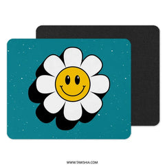Daisy Smiley Face Mouse Pad, Retro Flower Power Desk Decor, Cute Computer Accessory, Trendy Work From Home Gift, Office Supplies - Tawshia
