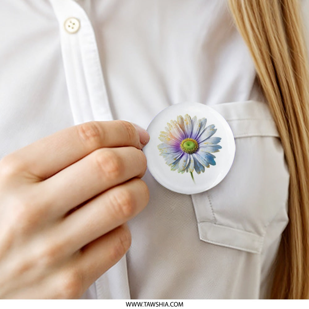 Daisy Pinback Button, Floral Pin, Colorful Flower Button, Botanical Badge, Gift for Her, Cute Button, Flower Lover Gift, Unique Pinback - Tawshia