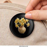 Daffodils Pinback Button, Flower Badge, Floral Pin, Vase Art Pinback, Garden Lover Gift, Spring Decor Button, Botanical Gift - Tawshia