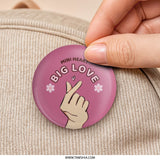 Mini Heart Big Love Pinback Button, K Pop Inspired Pin Badge, Trendy Aesthetic Gift, Love Hand Sign Cute Button - Tawshia
