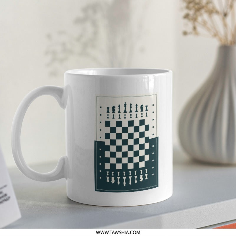 Chessboard and Pieces Design Beverage Mug product type